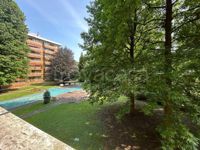 Trilocale in vendita a Milano via Passo di Brizio, 6/a, San Siro