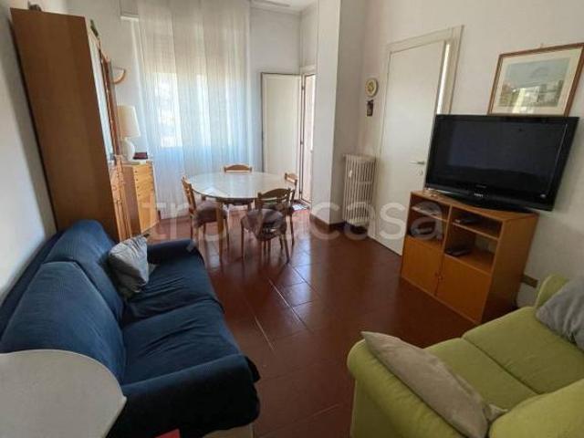 Trilocale in vendita a Milano via Pisanello, 21, Gambara