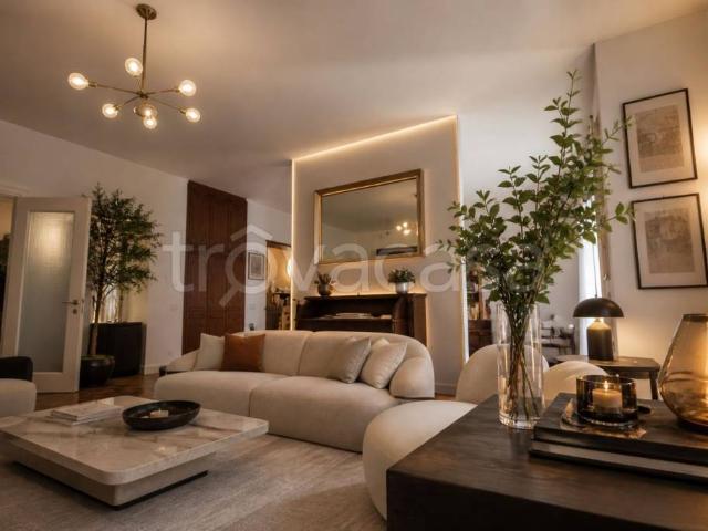 Trilocale in vendita a Milano via Plinio, 55, Città Studi