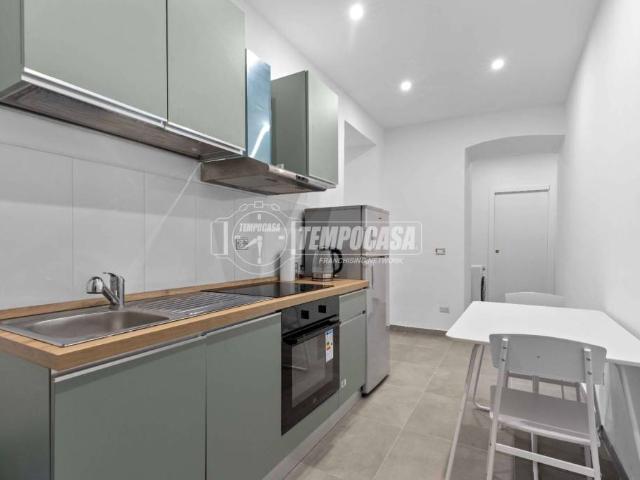 Trilocale in vendita a Milano via Ruggero Bonghi, 12, Pezzotti Meda