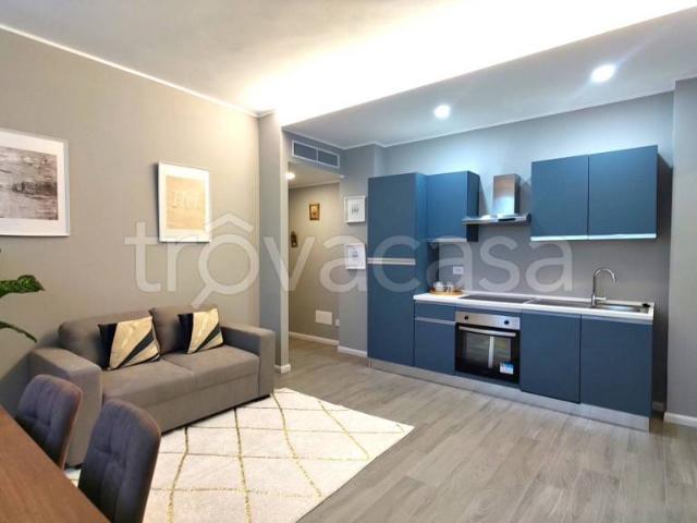 Trilocale in vendita a Milano via Teocrito, 46, Gorla