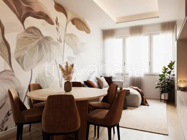 Trilocale in vendita a Milano via Varese, Moscova