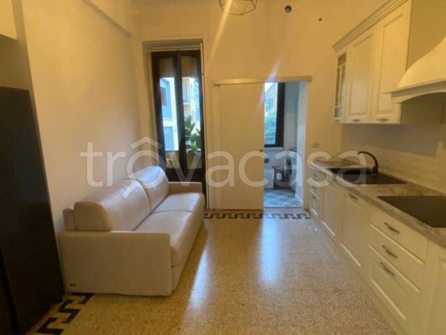Trilocale in vendita a Milano viale Tunisia, 25, Porta Venezia