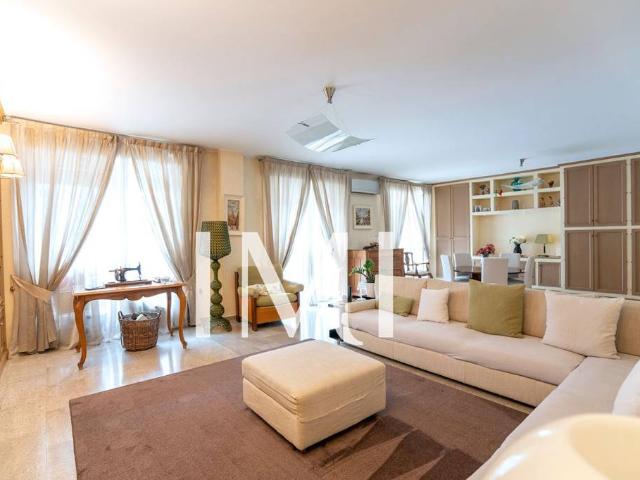 Trilocale in vendita a Milano viale Andrea Doria, 17, Centrale