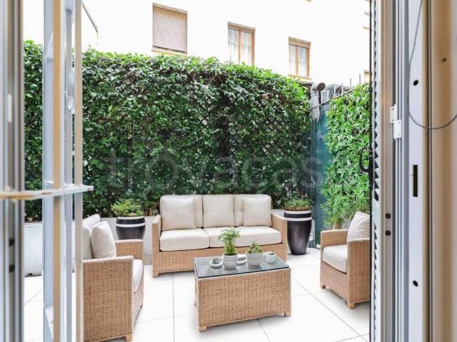Trilocale in vendita a Milano viale Coni Zugna, Solari