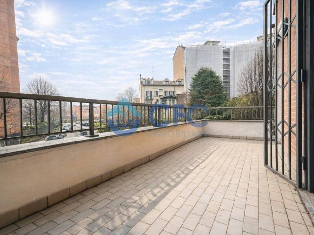 Trilocale in vendita a Milano viale Corsica, 97, Argonne Corsica