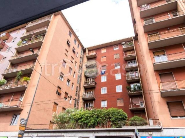 Trilocale in vendita a Milano viale Monte Ceneri, 78, Certosa