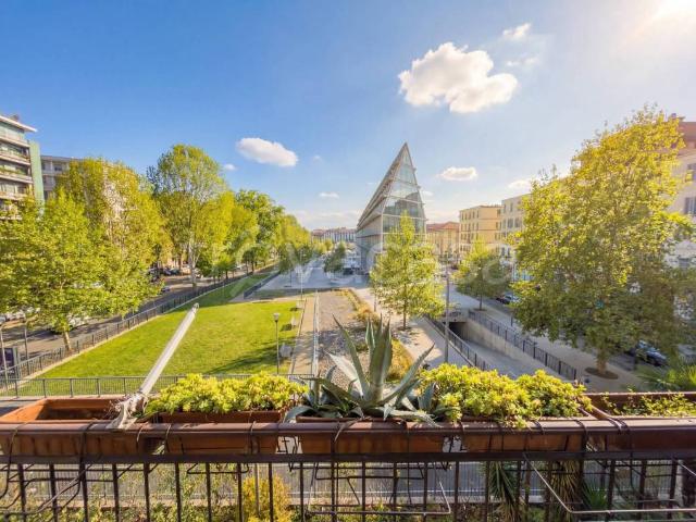 Trilocale in vendita a Milano viale Pasubio, 3, Garibaldi Corso Como