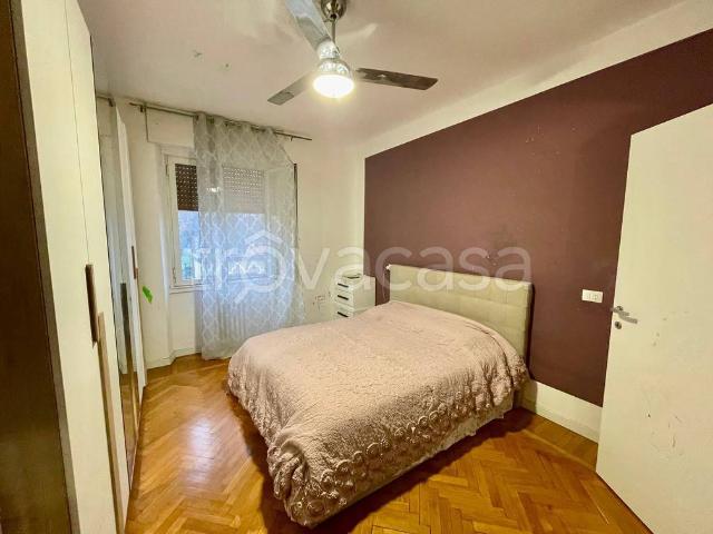 Trilocale in vendita a Milano, Baggio
