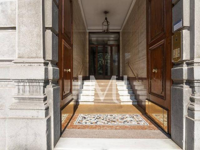 Trilocale in vendita a Milano, Buenos Aires