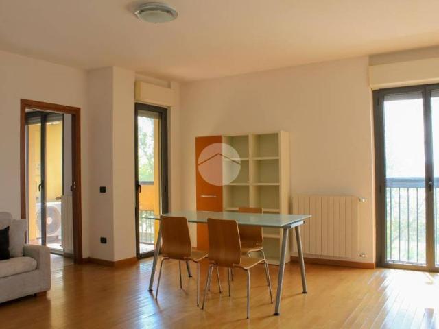Trilocale in vendita a Milano, Farini