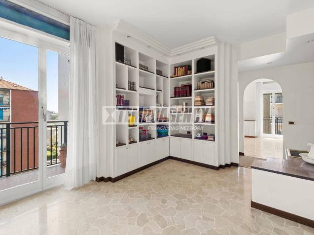 Trilocale in vendita a Milano largo murani 2, Città Studi