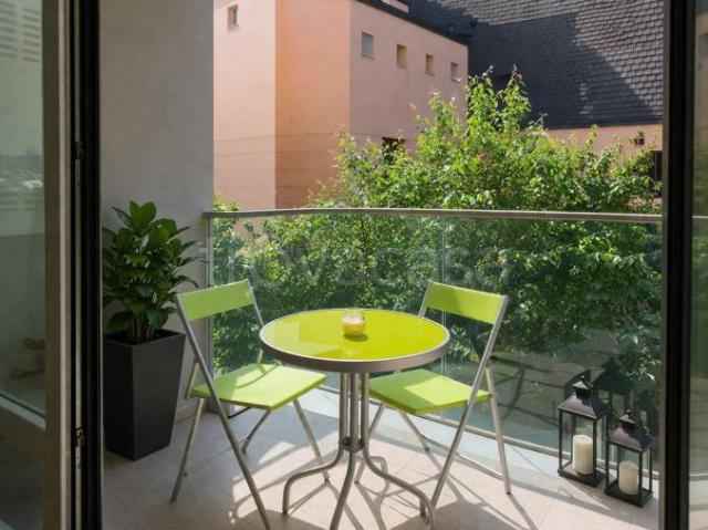Trilocale in vendita a Milano, Montenero