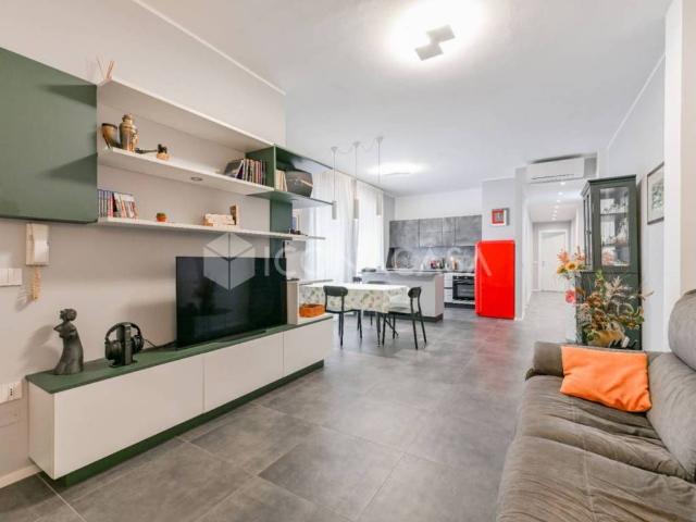 Trilocale in vendita a Milano, Rovereto
