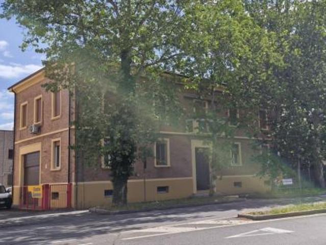 Trilocale in vendita a Modena