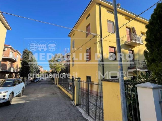 Trilocale in vendita a Modena, Buon Pastore Parco Amendola