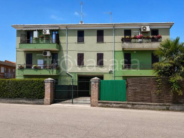 Trilocale in vendita a Modena strada Sant'Anna, 600, Sacca Stazione