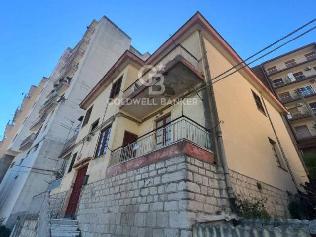 Trilocale in vendita a Modica Bassa, Modica