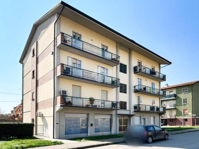 Trilocale in vendita a Molinella via marconi guglielmo, 36