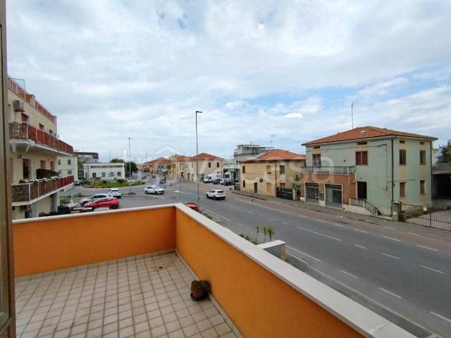 Trilocale in vendita a Mondolfo via 28 settembre, snc, Marotta