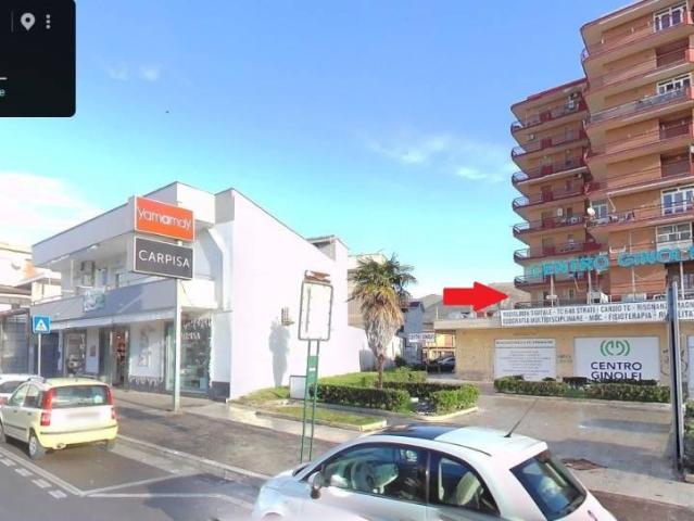 Trilocale in vendita a Mondragone via s. Razzino