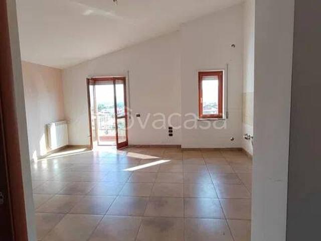 Trilocale in vendita a Montalto Uffugo corso Italia, 13, Taverna