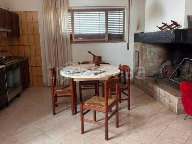 Trilocale in vendita a Montesilvano, Montesilvano Colle