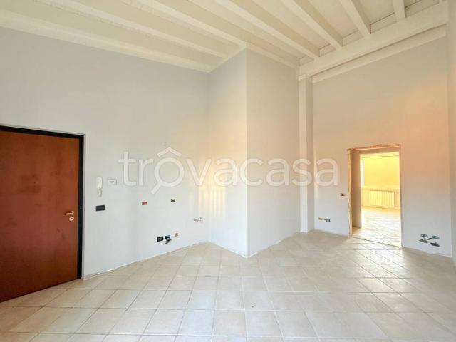 Trilocale in vendita a Montirone via 25 Aprile