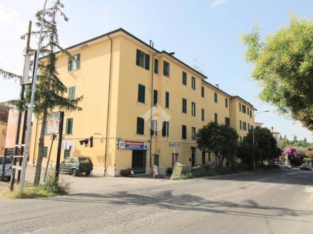 Trilocale in vendita a Montopoli di Sabina via Ferrutti, Ferruti