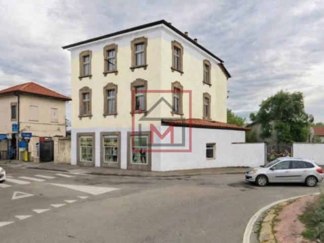Trilocale in vendita a Monza piazza Podgora, 6, San Rocco