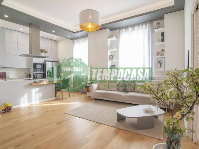 Trilocale in vendita a Monza via Enrico Arosio 1, San Carlo Stazione