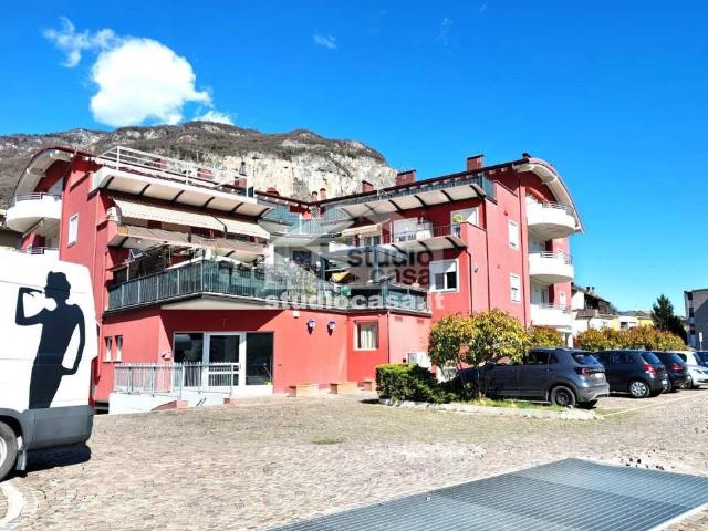Trilocale in vendita a Mori via Terranera