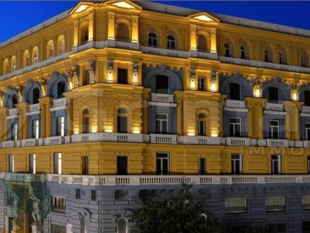 Trilocale in vendita a Napoli