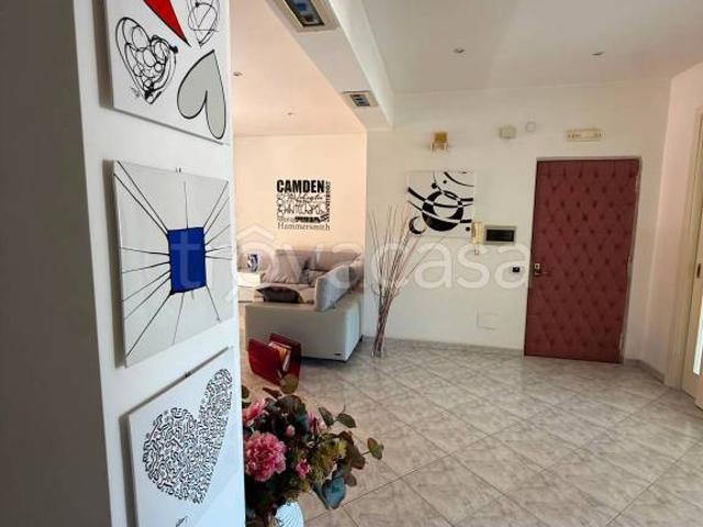 Trilocale in vendita a Napoli via Vicinale San Donato, Pianura