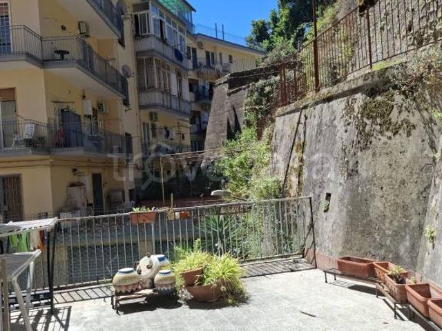 Trilocale in vendita a Napoli, Vomero