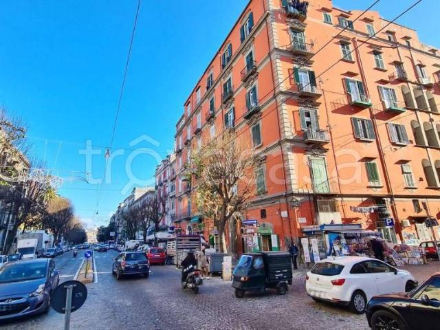 Trilocale in vendita a Napoli, San Carlo all'Arena