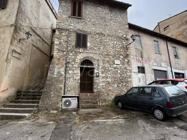 Trilocale in vendita a Narni via Roma