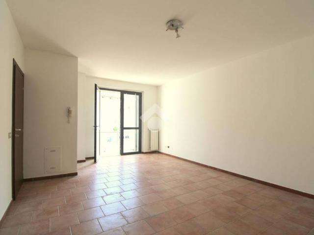 Trilocale in vendita a Nerviano viale Villoresi, 52