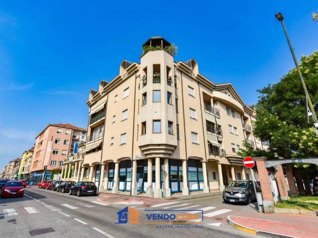 Trilocale in vendita a Nichelino via Moncenisio, 1