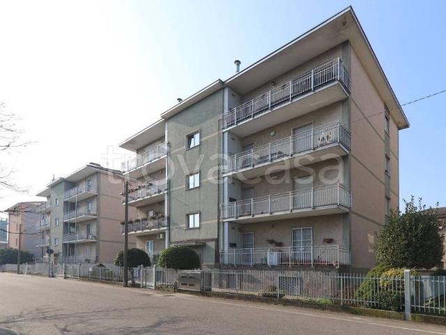 Trilocale in vendita a Nova Milanese via Don Lorenzo Milani