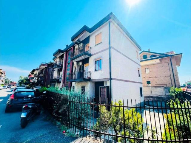 Trilocale in vendita a Nova Milanese via g. Pastore, 2