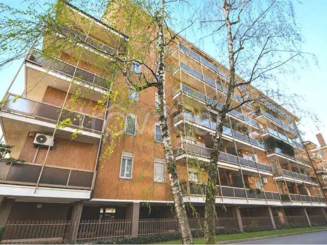 Trilocale in vendita a Novara, Porta Mortara