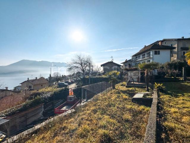 Trilocale in vendita a Oggebbio via per ghiffa 3, Novaglio