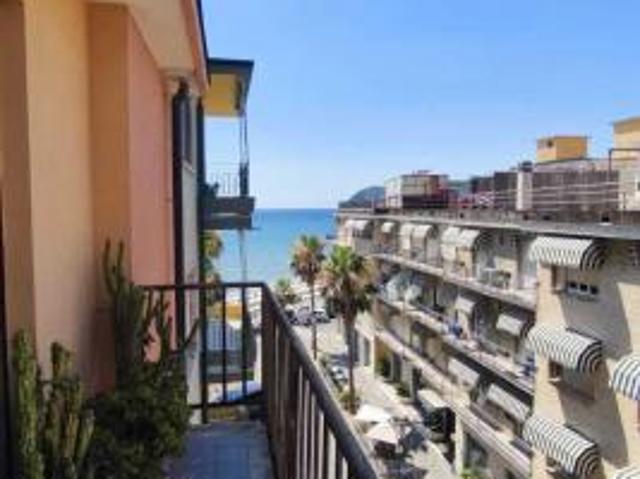 Trilocale in vendita a Alassio