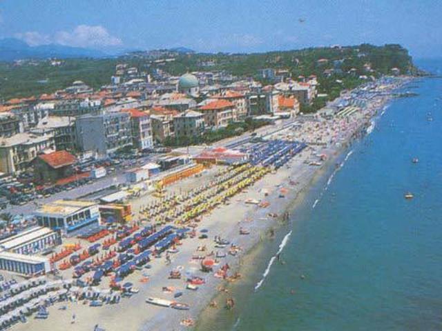 Trilocale in vendita a Albissola Marina