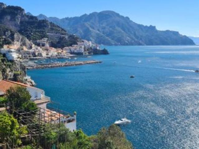 Trilocale in vendita a Amalfi