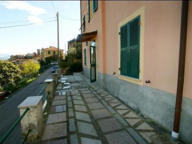 Trilocale in vendita a Ameglia