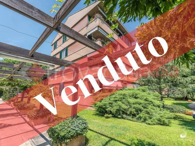 Trilocale in vendita a Buccinasco via Aldo Moro