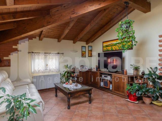 Trilocale in vendita a Budrio via Benedetto Schiassi, Mezzolara