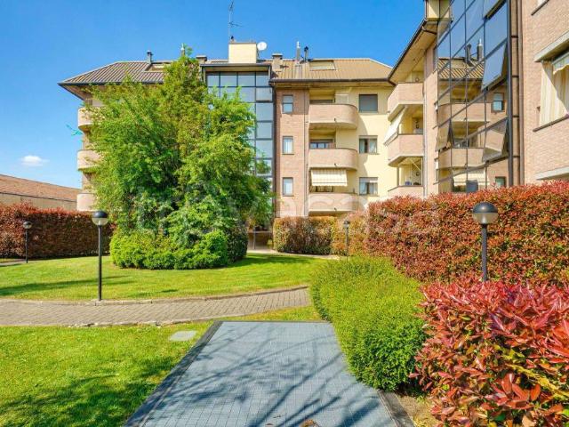 Trilocale in vendita a Busto Arsizio via Firenze, 7, Santissimi Apostoli